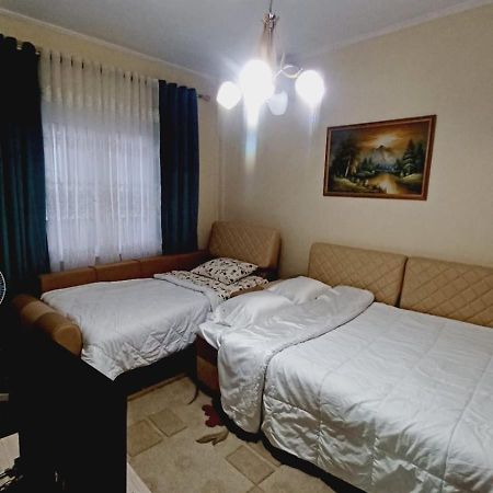 Gezimi Apartament Apartman Korça Kültér fotó